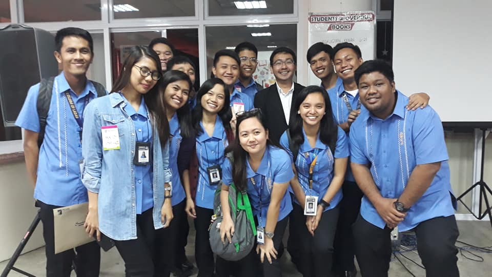 Teaching technology to students in the Philippines